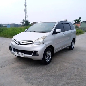 Daihatsu Xenia 2013