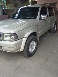 Ford Everest 2004