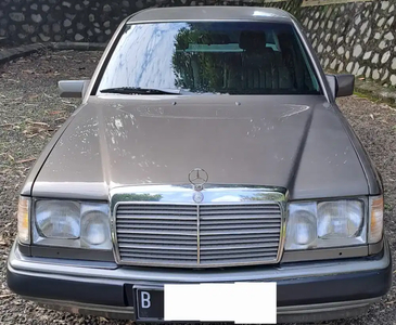 Mercedes-Benz Lain-lain 1991
