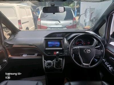 TDP (27JT) Toyota VOXY 2.0 AT 2019 Hitam