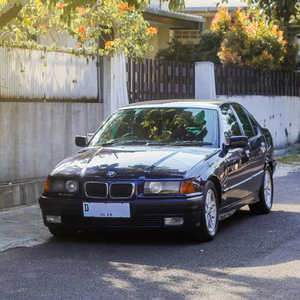 BMW 318i 1998