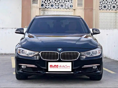 BMW 320i 2013