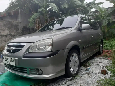 Kia Carens II 2006