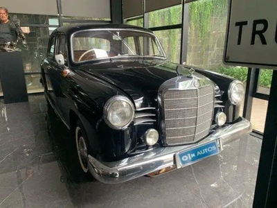 Mercedes-Benz 180 1985