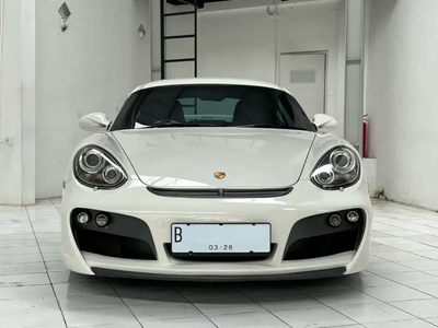 Porsche Cayman 2011