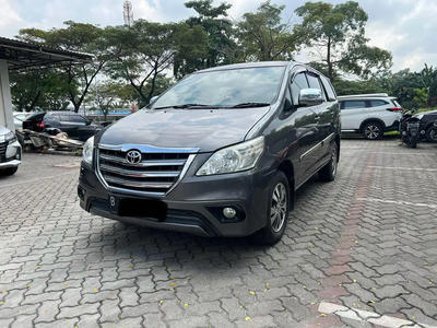 Toyota Kijang Innova 2015