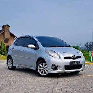 Toyota Yaris 2012