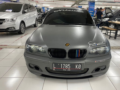 2004 BMW 3 Series Sedan