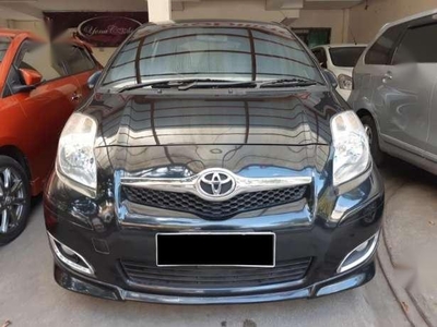 Dijual Mobil Toyota Yaris S Limited Hatchback Tahun 2010