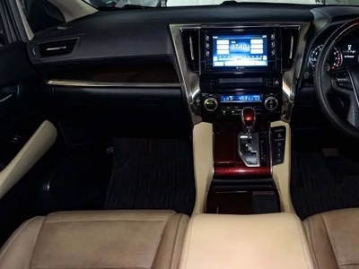 Toyota Alphard 2.5 G A/T 2017