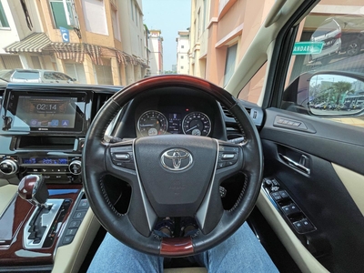 Toyota Alphard 2.5 G A/T 2017 dp 0 usd 2018 atpm bs tt gan