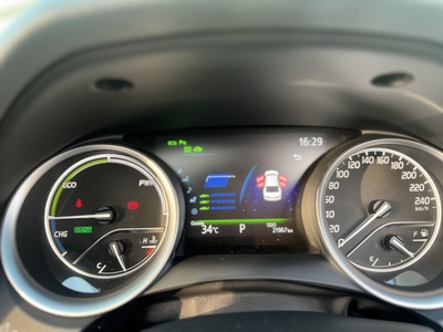 Toyota Camry 2.5 Hybrid 2019 dp 0 km 20rb usd 2020 bs tkr tambah om gan