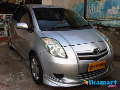 TOYOTA YARIS E MT 2008 SILVER METALIK