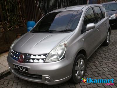 Jual Nissan LIVINA 2010 AT Silver B DKI