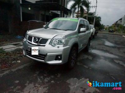 jual nissan x-trail 2013 at silver solo