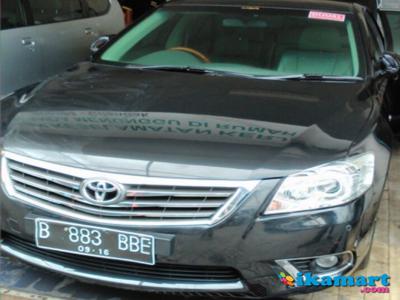 JUAL TOYOTA CAMRY V 2.4 A/T 2011 HITAM