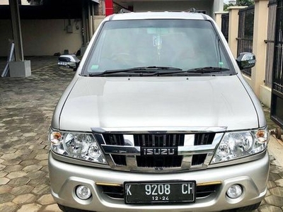 2009 Isuzu Panther LS Turbo 2.5L MT