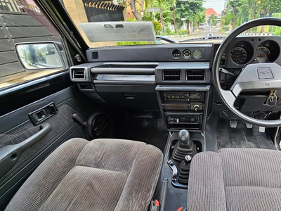 Jual Daihatsu Taft 1993 F70 GT di Jawa Timur - ID36422941