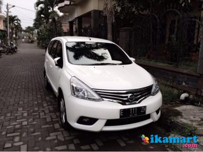 Dijual Nissan Grand Livina 1.5 XV 2013 MT Putih Mulus