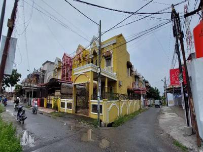 Jual villa jalan Restu simpang Kalpataru, Karya Helvetia Amir Hamzah