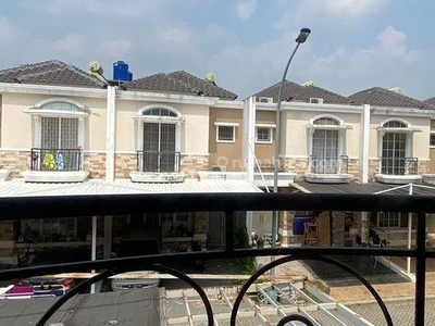 Di sewa rumah cluster 2 lantai dengan fasilitas nyaman