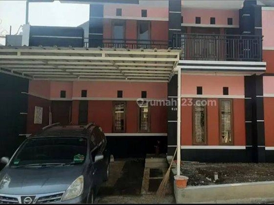 Disewakan Rumah 2 Lantai Bagus di Kawasan Setra Regency,bandung