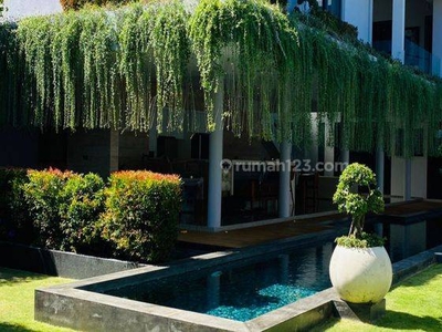 For Rent Luxury Villa At Kerobokan 3 Lantai Furnished SHM - Sertifikat Hak Milik