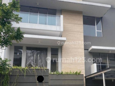 FOR RENT Rumah Cluster Serenade Lagoon Golf Island Unfurnished