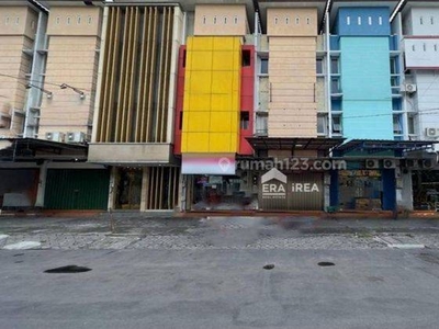 Ruko 3 Lantai Murah Meriah Pusat Kota Solo Dekat Pasar Gedhe Solo