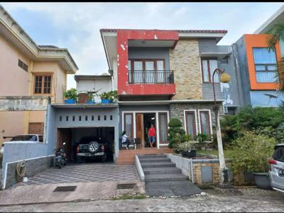Dijual Cepat Rumah Modern Semi Furnish di Jalan Bank Raya Palembang