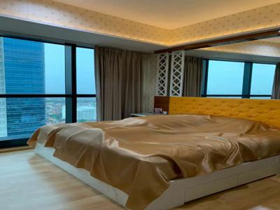 disewakan apartemen the peak residence TP5 3BR Private Lift