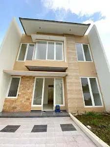 0301 - Dijual Rumah 2 Lantai Baru Bukit Palma Citraland LB 150 m2