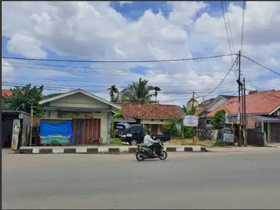 Di jual rumah dan kios strategis pinggir jalan ilir barat Palembang