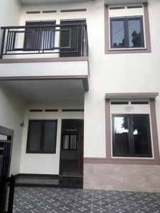 Dijual ! Rumah Baru Minimalis 2 Lantai Komp. Turangga Buahbatu Bandung