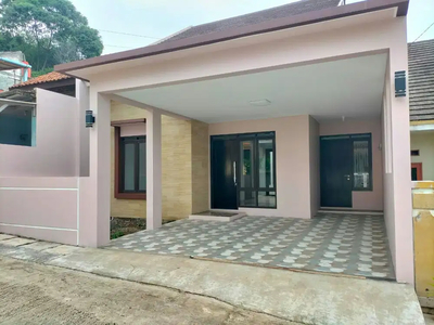 Dijual Rumah Baru Ready Stok 3 Unit di Jalan Cibogo Cimahi