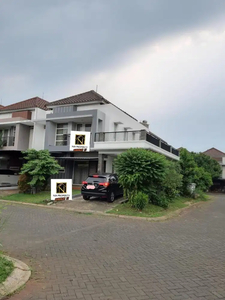 Dijual Rumah Hook di Raffless Hills Cibubur nego sampai deal