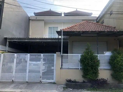 dijual rumah lantai 2