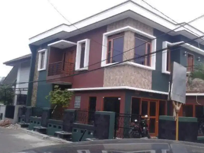 Dijual Rumah mewah 2 Lantai di Margawangi Margacinta Kota Bandung