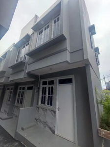 Dijual rumah minimalis 2 lantai 10 menit dr mall basyura