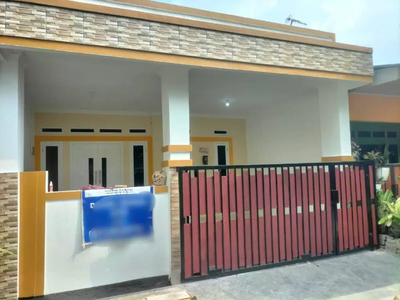 DIJUAL RUMAH MINIMALIS MURAH BEBAS BANJIR DIPERUM BEKASI TIMUR REGENCY