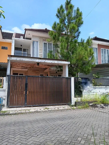 Dijual Rumah Modern Full Furnished di Dareah Ikan - ikan, Kota Malang