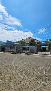 Dijual Rumah Modern Mewah di Lembah Dieng, Pisangcandi, Malang Kota