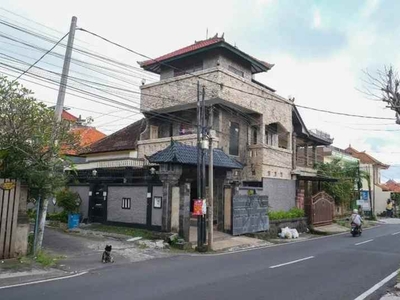 Jual Rumah Mewah Bagus Di Jalan Nuansa Utama Kuta Bali