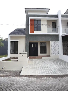 Rumah 2 lantai free ppn di emerald garden tembalang semarang