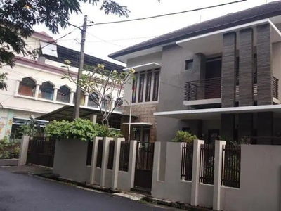 Rumah Mewah 2 Lantai Posisi Hook Strategis Turangga Buahbatu Bandung