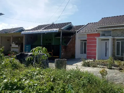 Rumah Pojok Siap Huni SHM Gatra Pakis Malang