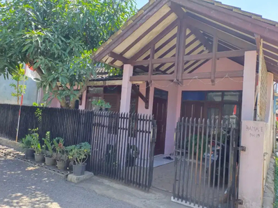 Rumah Riung Bandung dijual Hitung Tanah Strategis