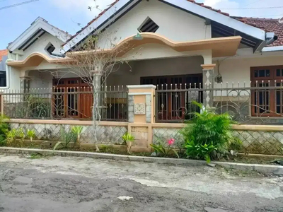 Rumah Siap Huni Dekat Aston Luas 200 m