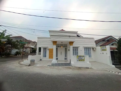 (T-524.P) DIJUAL RUMAH HOOK BESERTA ISI NYA, MURAH BGT STRATEGIS