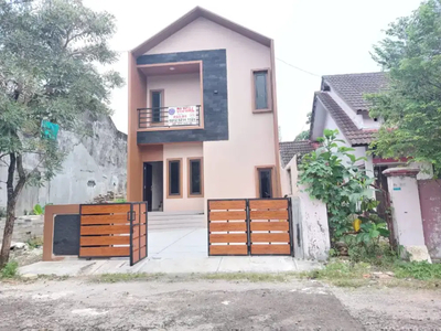 di jual rumah 2 lantai di dukuh zamrud bekasi mustikajaya